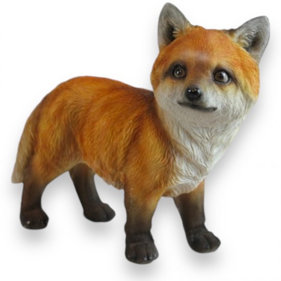 Fuchs steht - zum Schließen ins Bild klicken