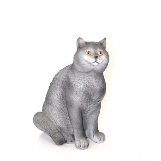 Katze sitzend, grau - zum Schließen ins Bild klicken