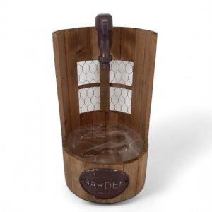 Brunnen-Pflanzer braun