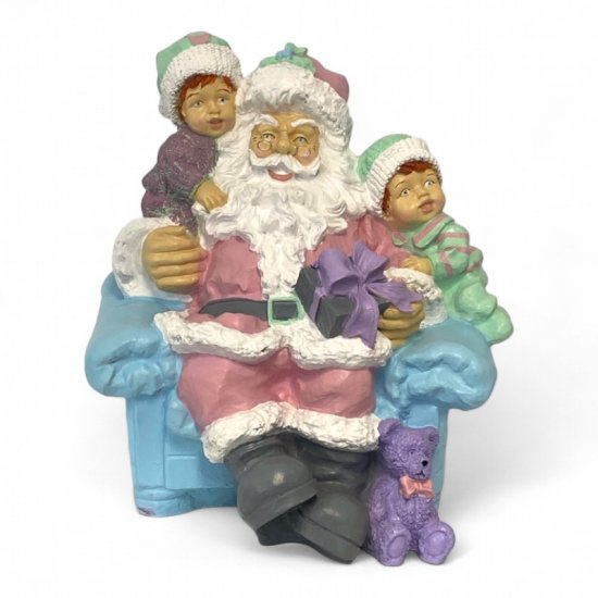 Weihnachtmann Sessel - zum Schließen ins Bild klicken