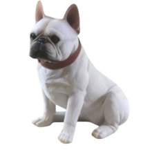 Franz. Bulldogge sitzend