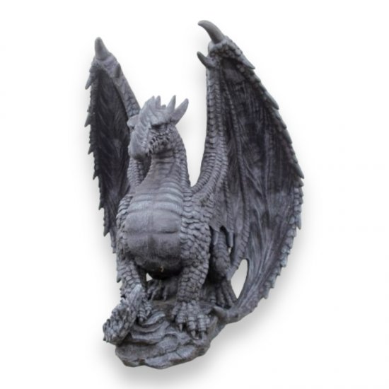 Drache - zum Schließen ins Bild klicken