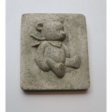 Platte "Teddy sitzend", Steinoptik
