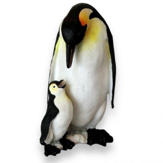 Pinguin mit Kind - zum Schließen ins Bild klicken