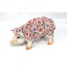 Blumenschwein stehend
