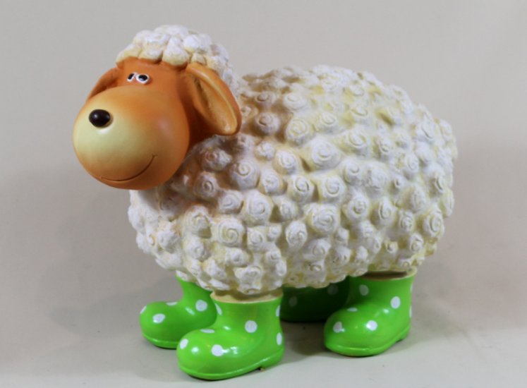 Schaf Klaus, Stiefel grün - zum Schließen ins Bild klicken