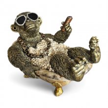 Affe in Badewanne