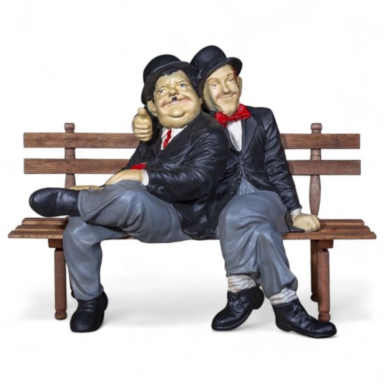 Dick und Doof Bank - zum Schließen ins Bild klicken