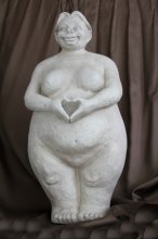 Skulptur Frau, Hände gefaltet